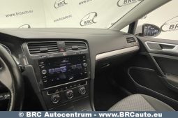 Volkswagen Golf 1.0 TSI 2018 full