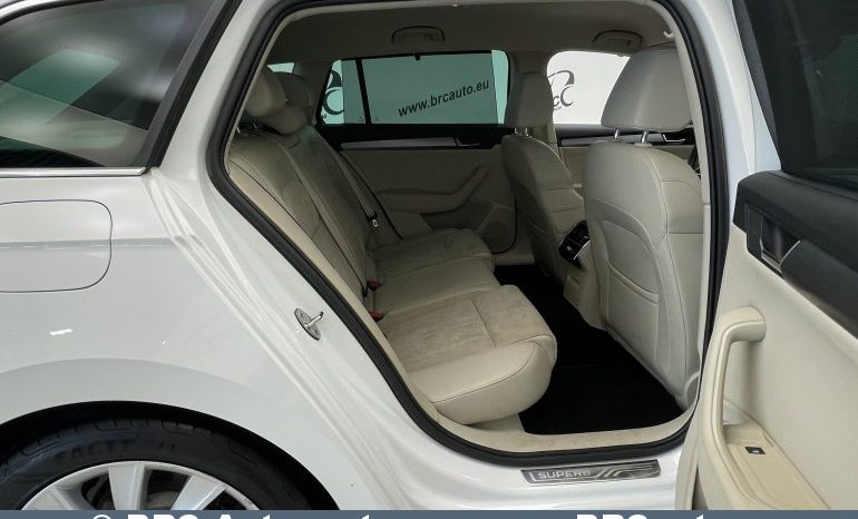 Skoda Superb Combi 2.0 TSI Automatas 2017 full