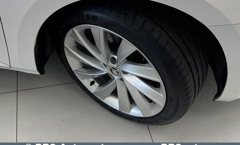 Skoda Superb Combi 2.0 TSI Automatas 2017 full
