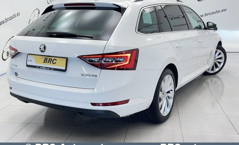 Skoda Superb Combi 2.0 TSI Automatas 2017 full