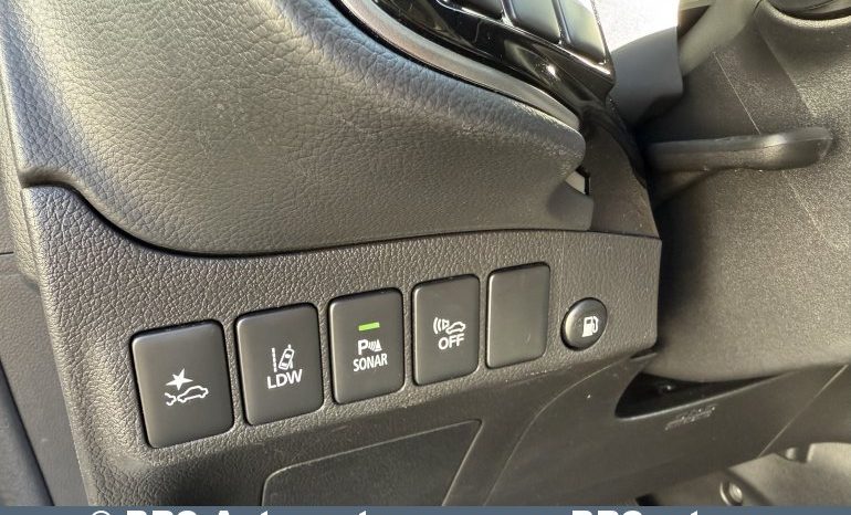 Mitsubishi Outlander 2.4 Plug-In 4WD Automatas 2020 full