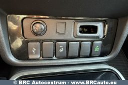 Mitsubishi Outlander 2.4 Plug-In 4WD Automatas 2020 full