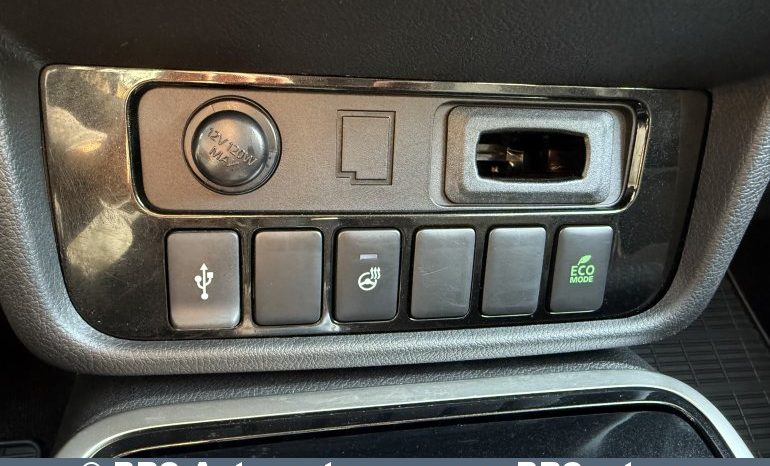 Mitsubishi Outlander 2.4 Plug-In 4WD Automatas 2020 full