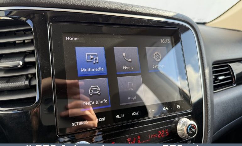 Mitsubishi Outlander 2.4 Plug-In 4WD Automatas 2020 full