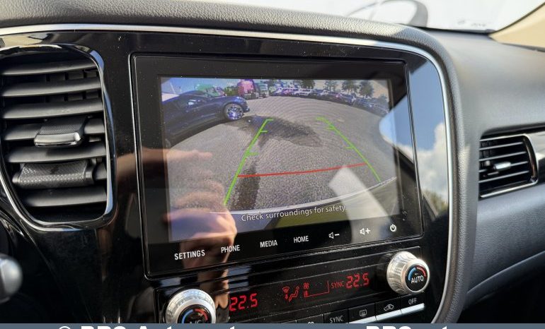 Mitsubishi Outlander 2.4 Plug-In 4WD Automatas 2020 full