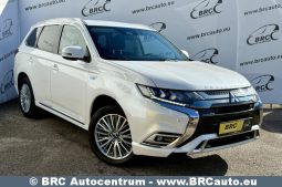 Mitsubishi Outlander 2.4 Plug-In 4WD Automatas 2020 full