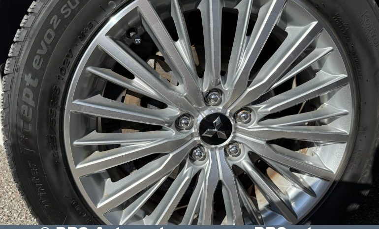 Mitsubishi Outlander 2.4 Plug-In 4WD Automatas 2020 full