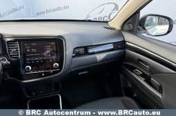 Mitsubishi Outlander 2.4 Plug-In 4WD Automatas 2020 full