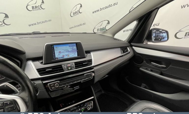BMW 218 Gran Tourer d Automatas 2016 full
