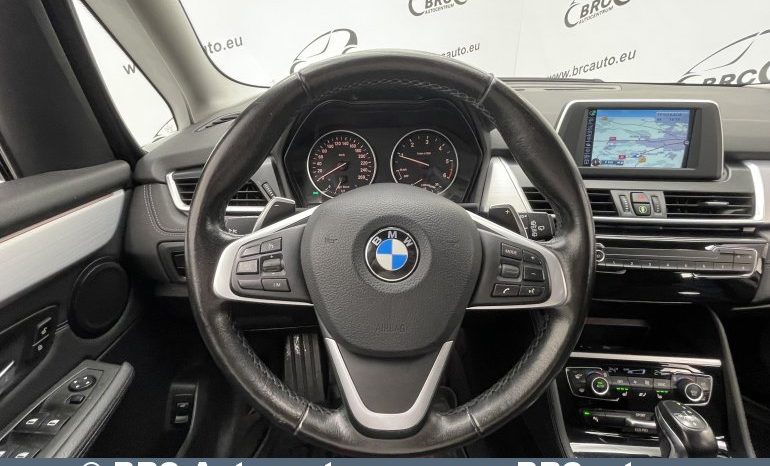 BMW 218 Gran Tourer d Automatas 2016 full