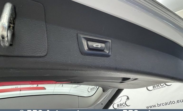 BMW 218 Gran Tourer d Automatas 2016 full