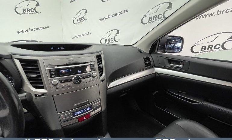Subaru Outback 2.0 Symmetrical AWD 2011 full