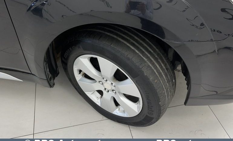 Subaru Outback 2.0 Symmetrical AWD 2011 full