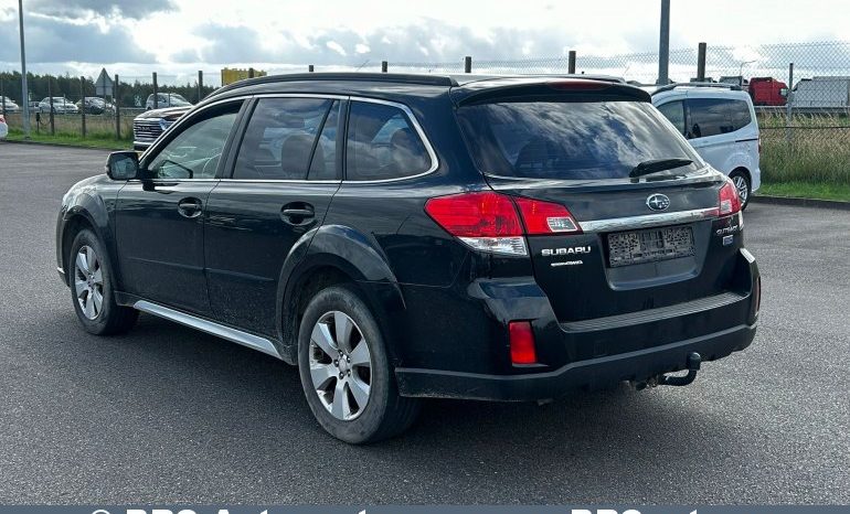 Subaru Outback 2.0 Symmetrical AWD 2011 full