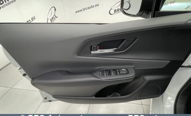 Toyota Prius 2.0 Hybrid 4×4 Automatas 2023 full