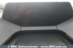 Toyota Prius 2.0 Hybrid 4×4 Automatas 2023 full