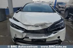 Toyota Prius 2.0 Hybrid 4×4 Automatas 2023 full