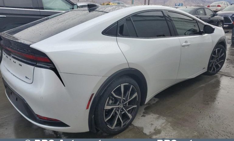 Toyota Prius 2.0 Hybrid 4×4 Automatas 2023 full
