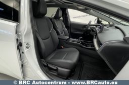 Toyota Prius 2.0 Hybrid 4×4 Automatas 2023 full