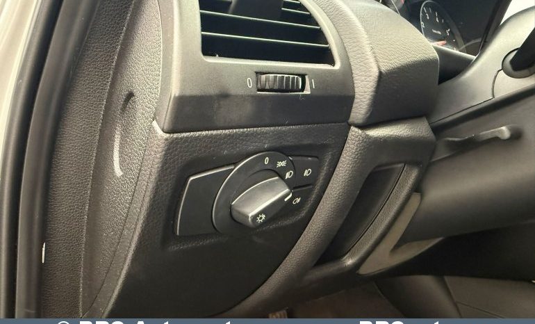 BMW 116 i 2010 full