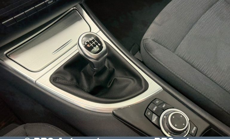 BMW 116 i 2010 full