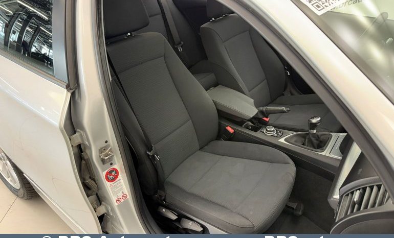 BMW 116 i 2010 full