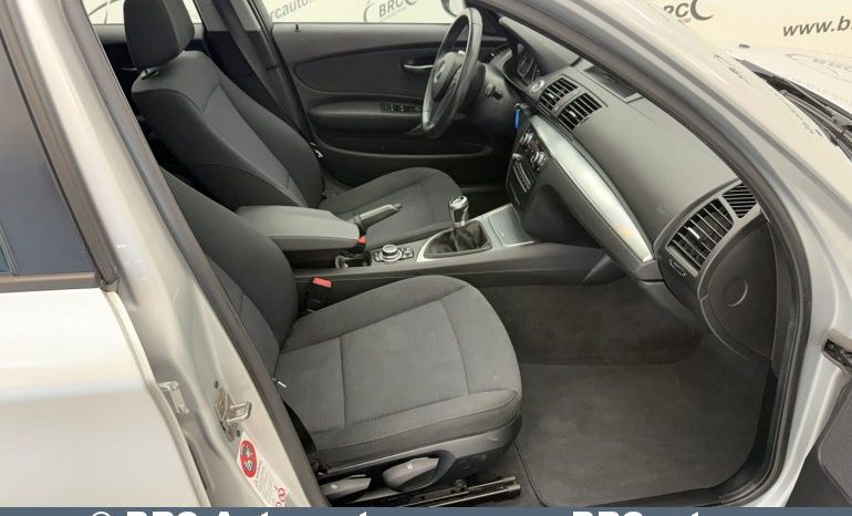 BMW 116 i 2010 full