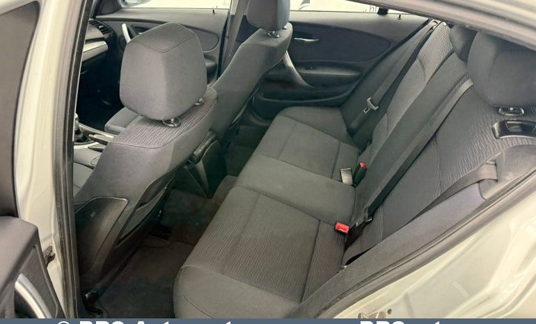 BMW 116 i 2010 full