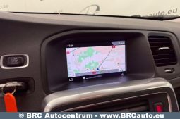 Volvo V60 Cross Country D3 2018 full
