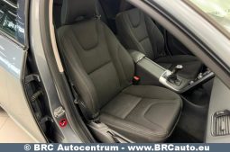 Volvo V60 Cross Country D3 2018 full
