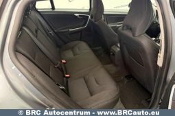 Volvo V60 Cross Country D3 2018 full