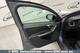 Volvo V60 Cross Country D3 2018