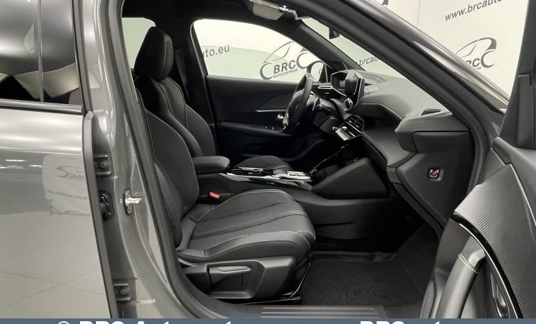 Peugeot 2008 GT-Line 1.2 PureTech Automatas 2024 full