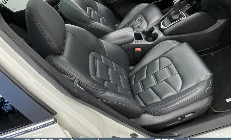 Nissan Qashqai 1.3 DIG-T Tekna+ Automatas 2019 full