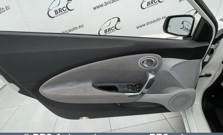 Honda CR-Z 1.5 Hybrid 2010 full