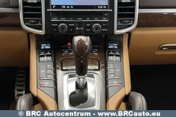 Porsche Cayenne 4.8 Turbo V8 Automatas 2014 full
