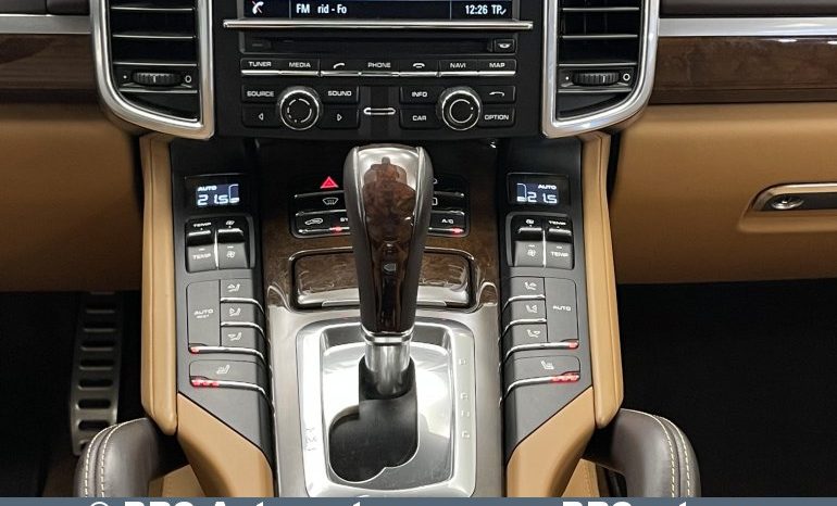 Porsche Cayenne 4.8 Turbo V8 Automatas 2014 full