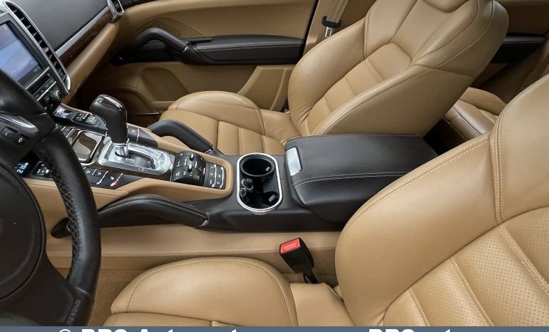 Porsche Cayenne 4.8 Turbo V8 Automatas 2014 full