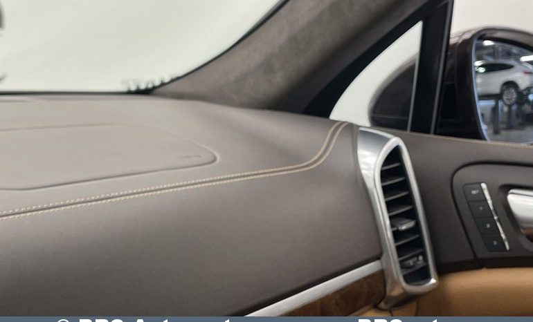 Porsche Cayenne 4.8 Turbo V8 Automatas 2014 full