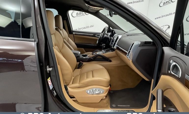 Porsche Cayenne 4.8 Turbo V8 Automatas 2014 full