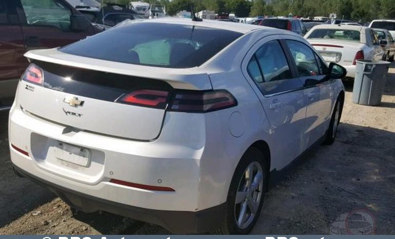 Chevrolet Volt 1.4 Plug-In Hybrid Automatas 2013 full