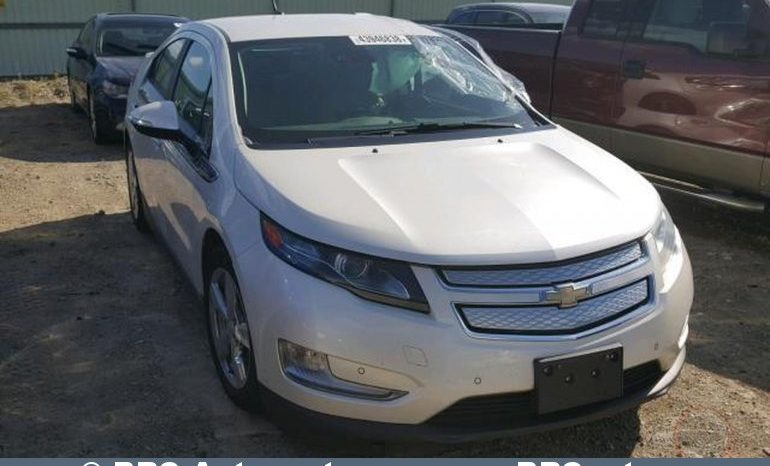 Chevrolet Volt 1.4 Plug-In Hybrid Automatas 2013 full