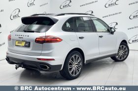 Porsche Cayenne  2015