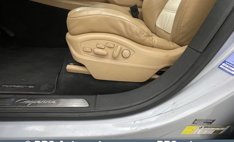 Porsche Cayenne  2015 full