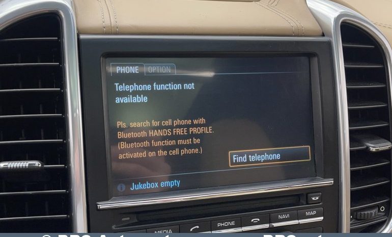 Porsche Cayenne  2015 full