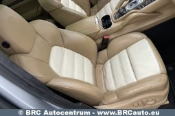 Porsche Cayenne  2015 full