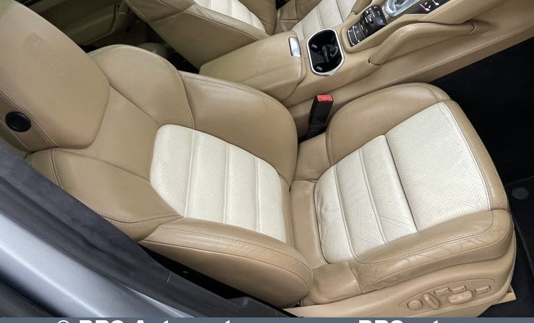Porsche Cayenne  2015 full