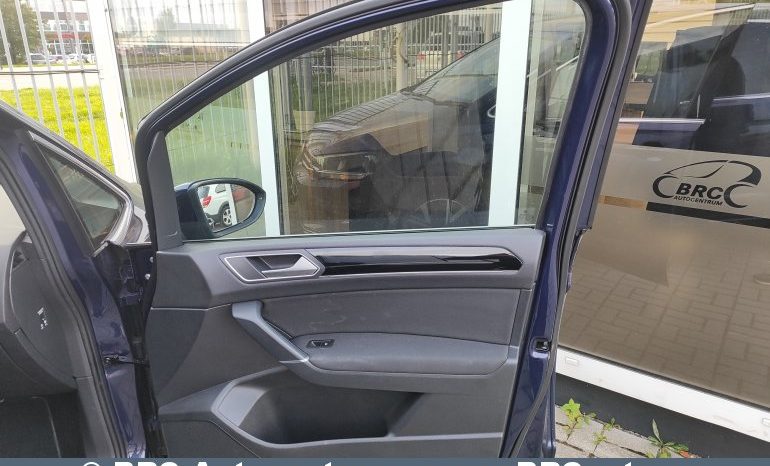Volkswagen Touran 1.5 TSI DSG Automatas 2021 full