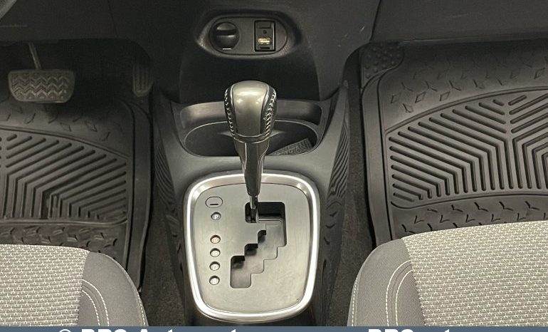 Toyota Yaris 1.5 Hybrid Automatas 2014 full
