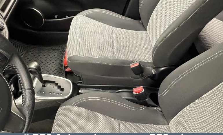 Toyota Yaris 1.5 Hybrid Automatas 2014 full